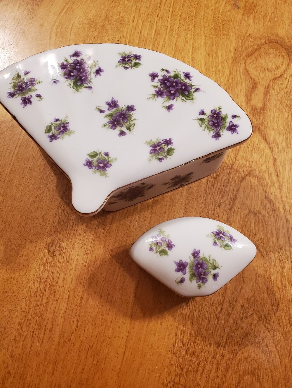 Vintage Lefton China Hand Painted Floral Fan Shaped Trinket Box Lot 2”T 5.25”W